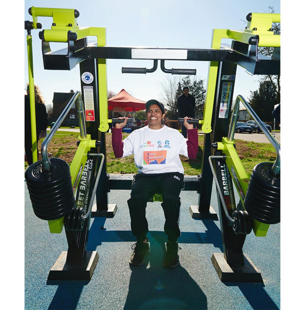 Seated Shoulder Press The Great Outdoor Gym Company